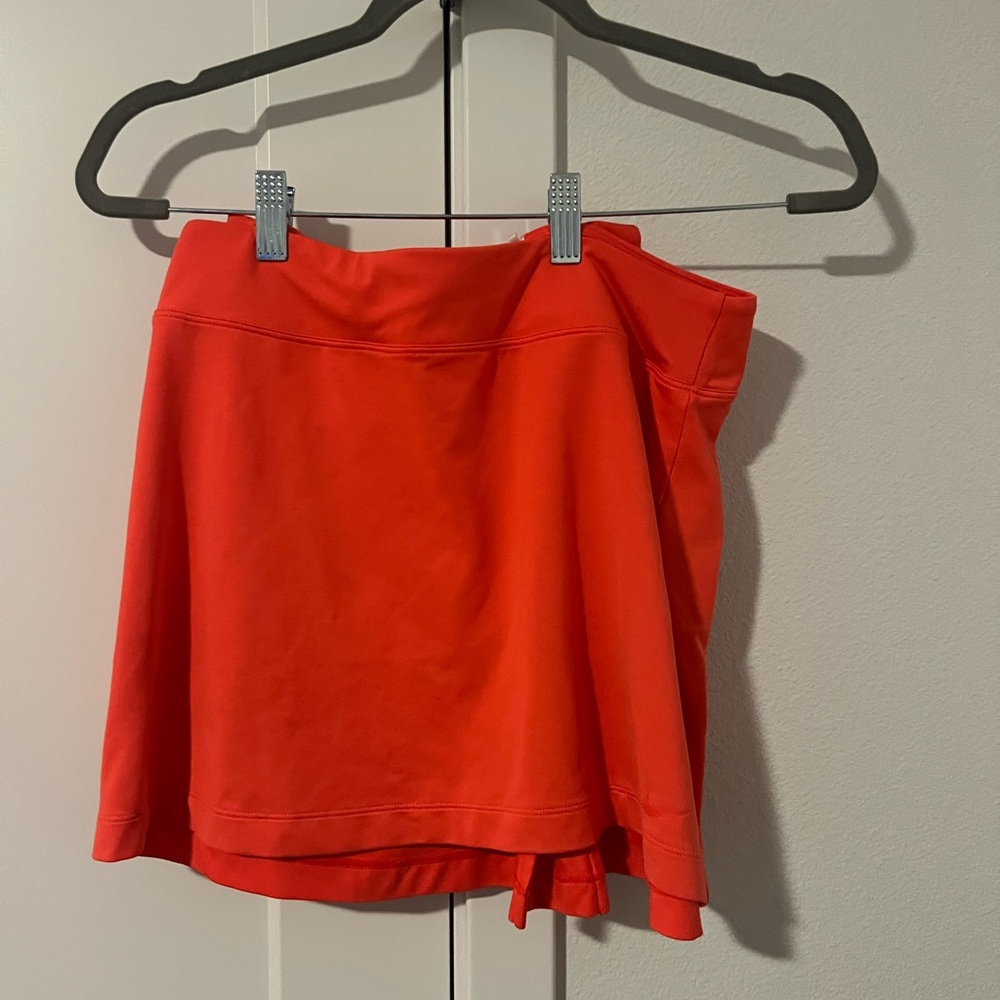 NIKE Vibrant Red Women's Golf Skirt